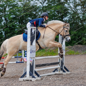 Nibe_Klasse_19_JM_Senior_Spring-18