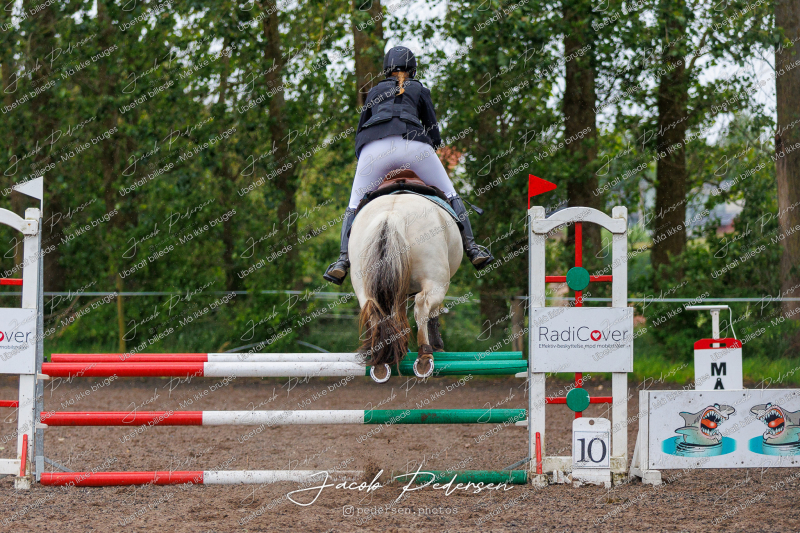 Nibe_Klasse_19_JM_Senior_Spring-69