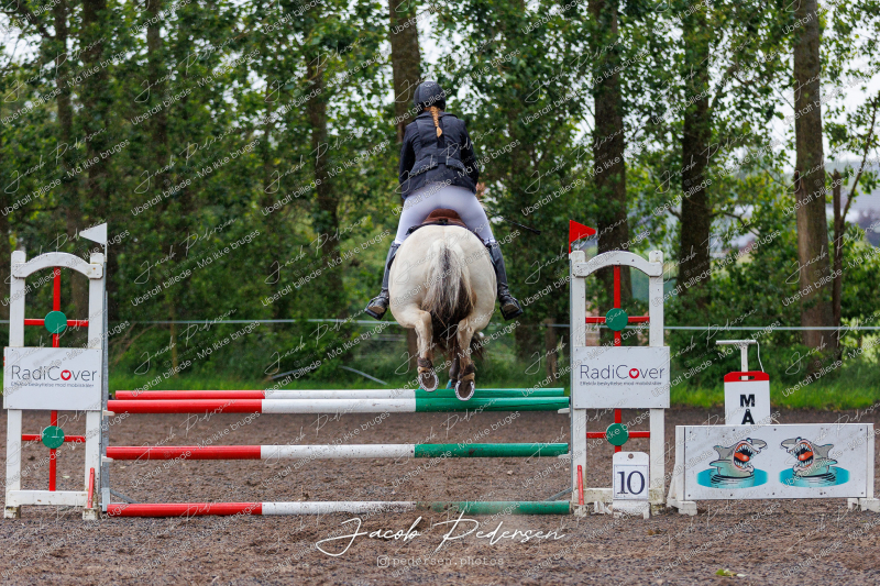 Nibe_Klasse_19_JM_Senior_Spring-73