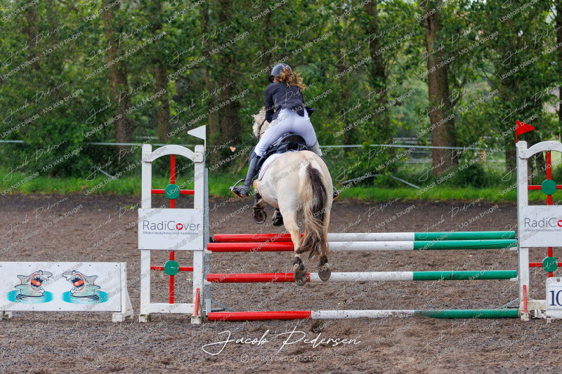 Nibe_Klasse_19_JM_Senior_Spring-78
